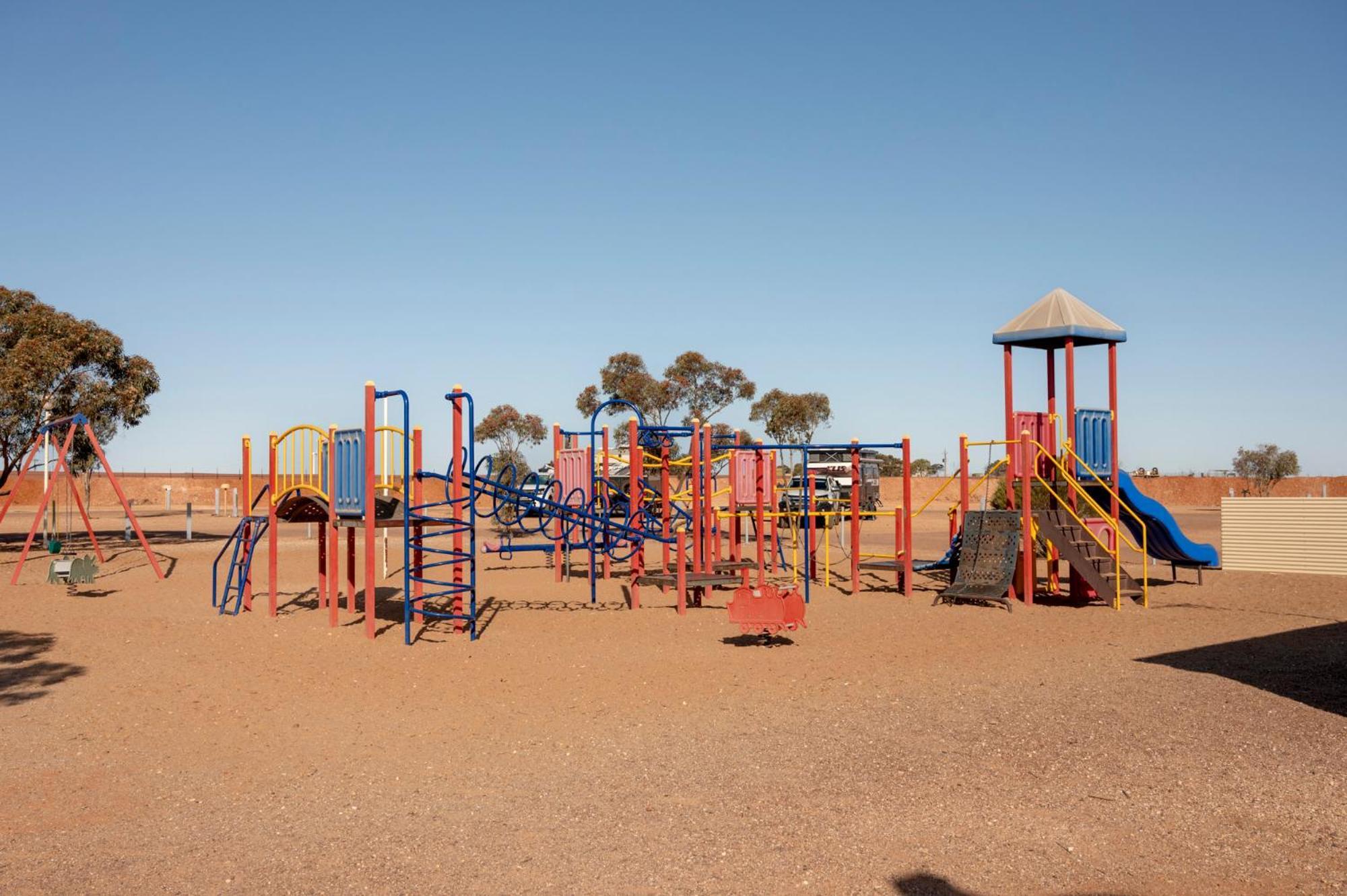Big4 Stuart Range Outback Resort クーバーペディ エクステリア 写真